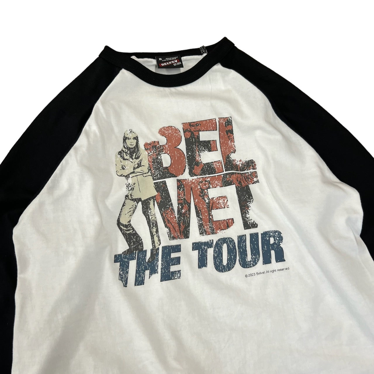 The tour raglan sleeve free