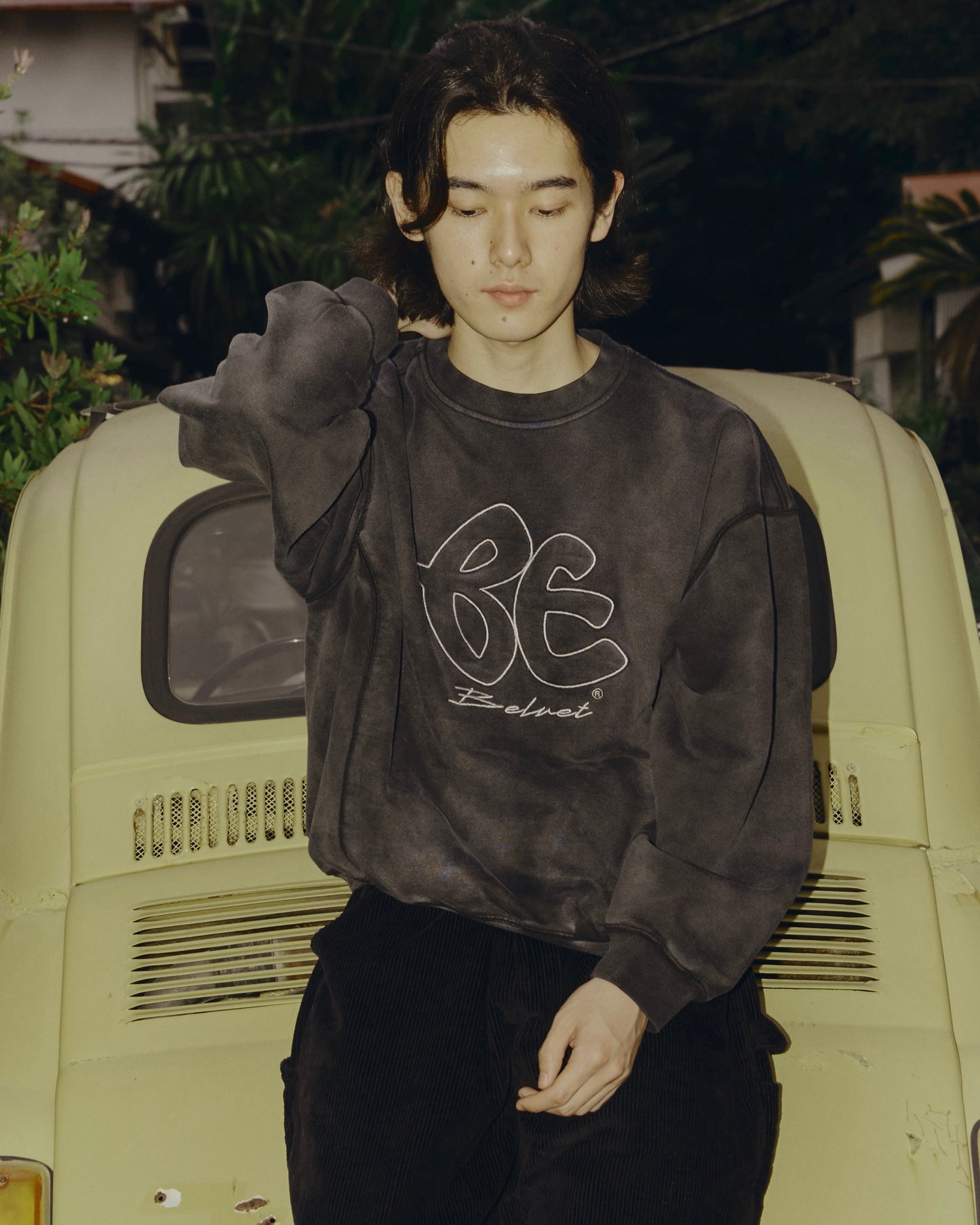 16.2oz BE logo stitch sweat free