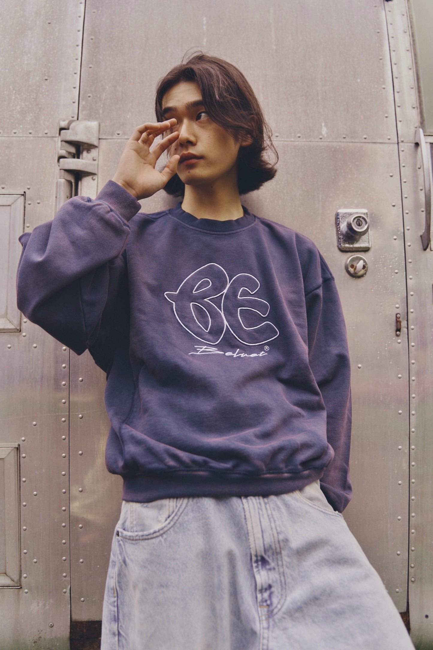 16.2oz BE logo stitch sweat free