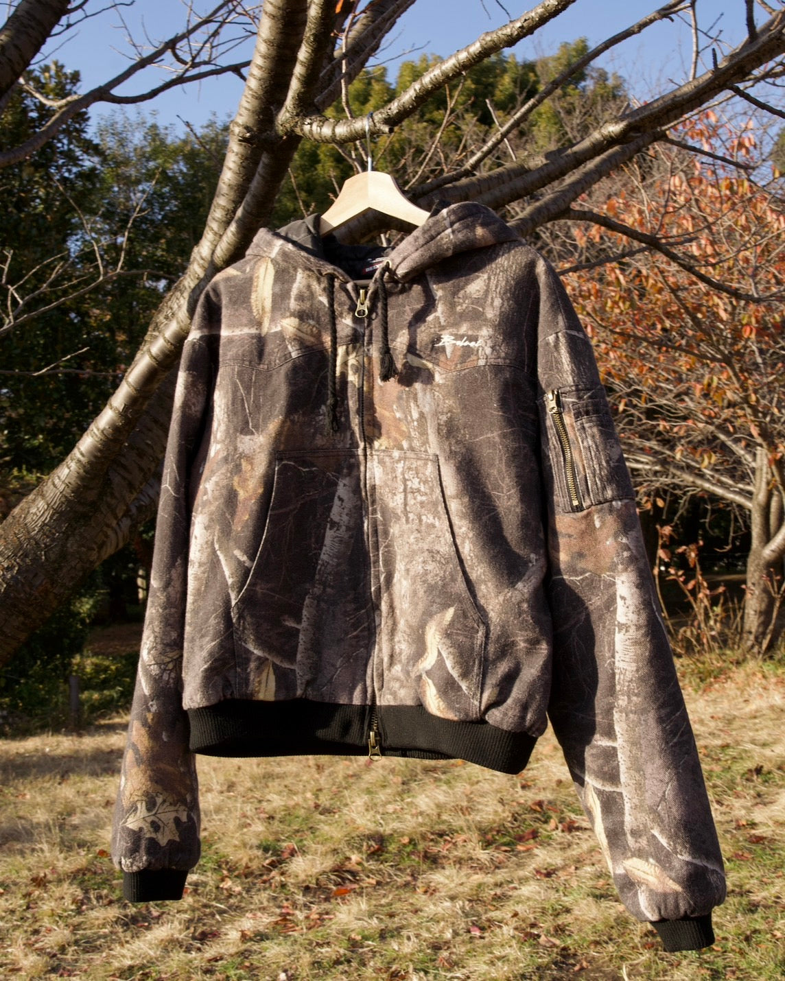 Real tree camo active jacket