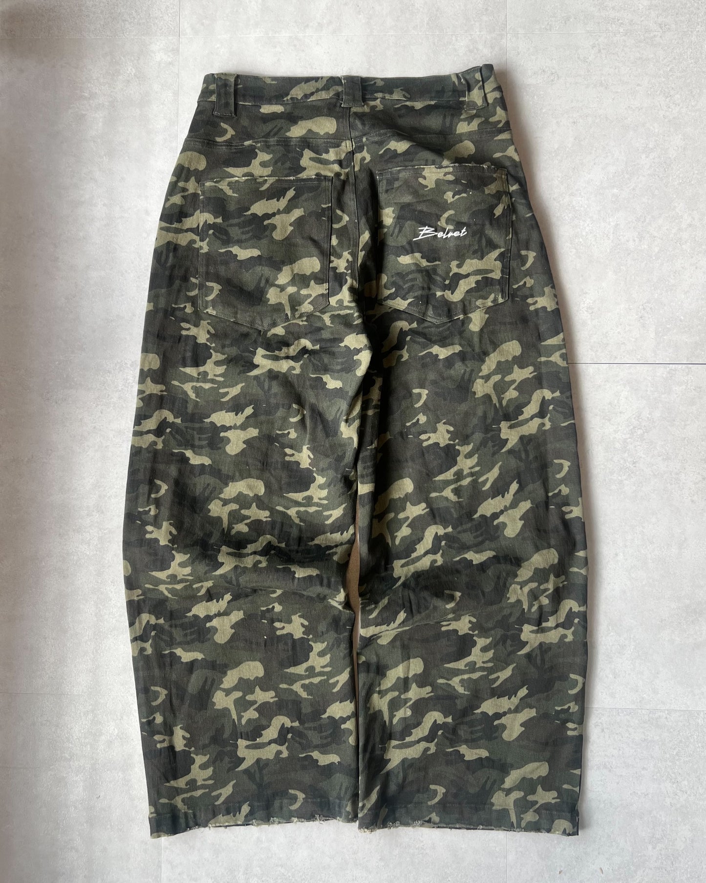 Diamond-like Studded Camouflage Pants free