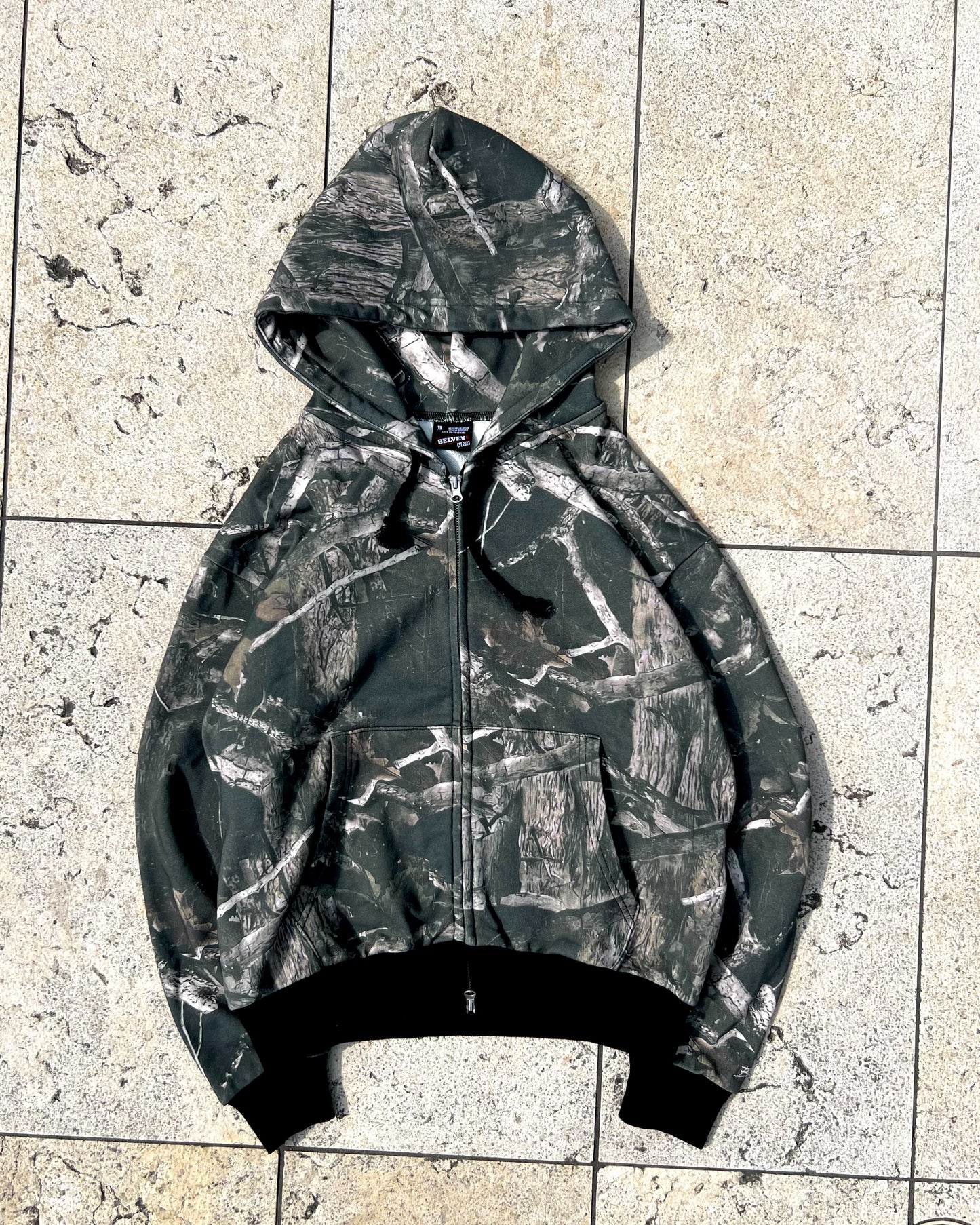 14.8oz camo Crop Zip Hoodie / Black