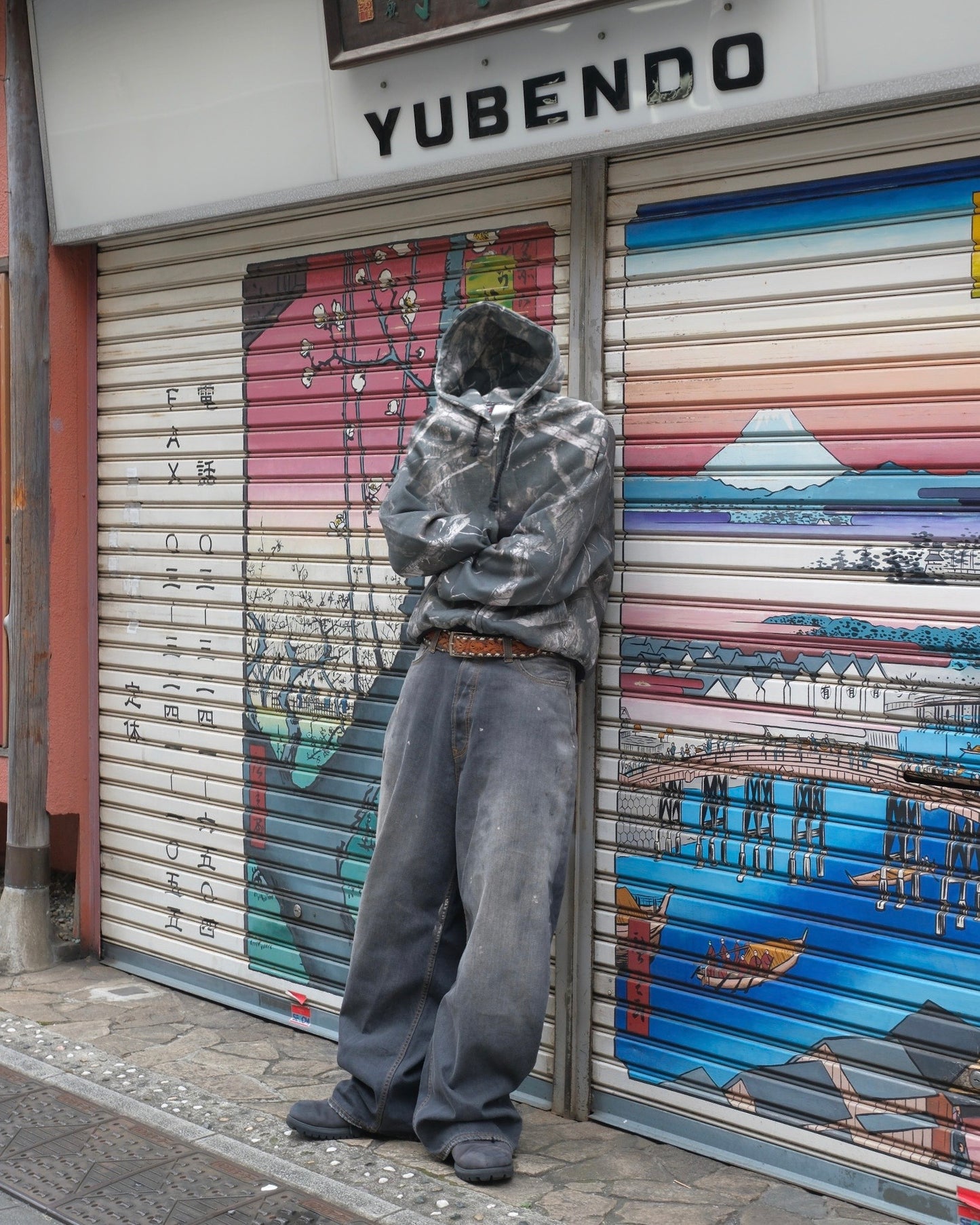 14.8oz camo Crop Zip Hoodie / Black