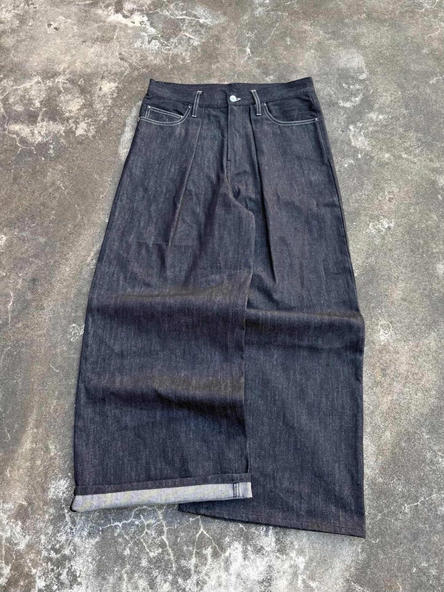 Classic Rigid Tuck pants