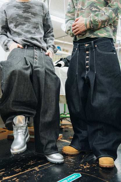 Bookyama raw baggy denim