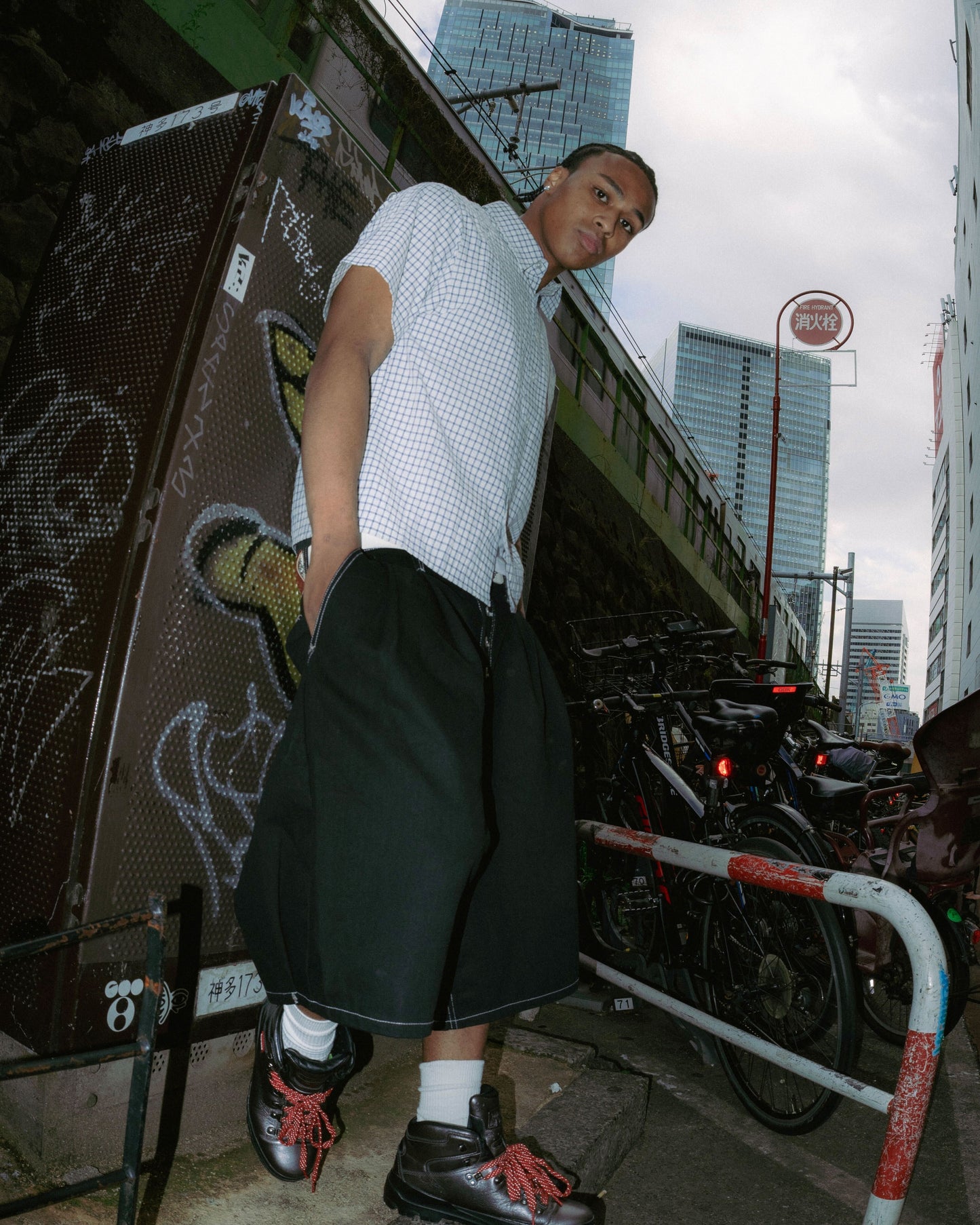 Cropped checkered shirt