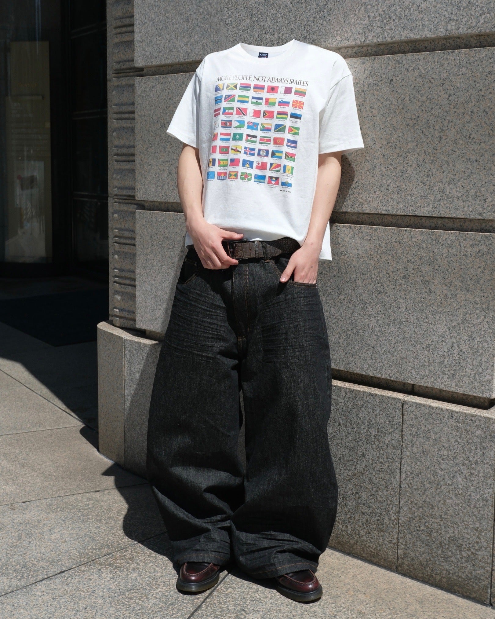 OY/オーワイ』 VELVET DENIM WIDE VOLUME PANTS/ベルベット