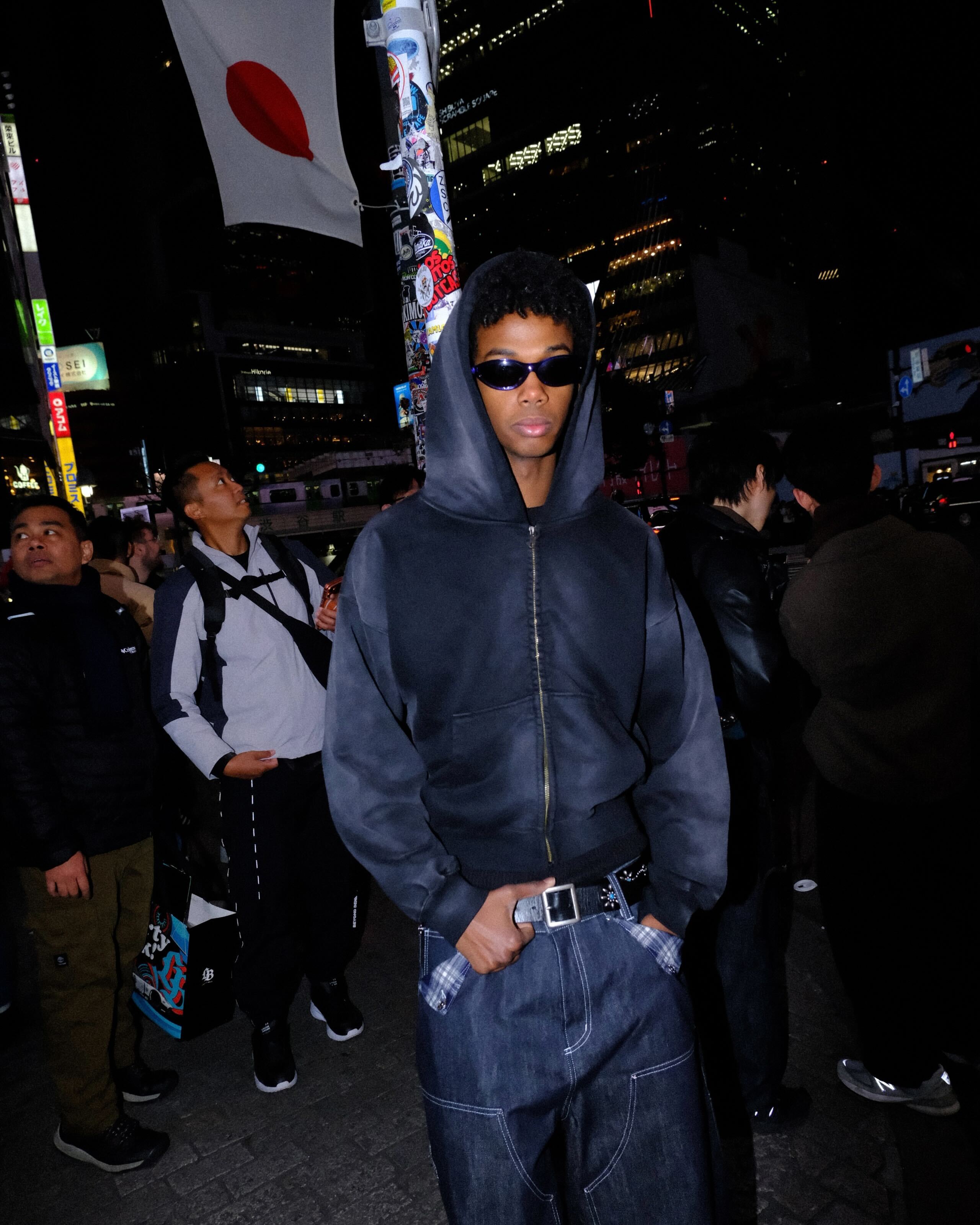 Sun-Faded Zip Hoodie – BELVET