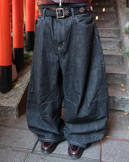 Pleated Wide-Leg Baggy Pants