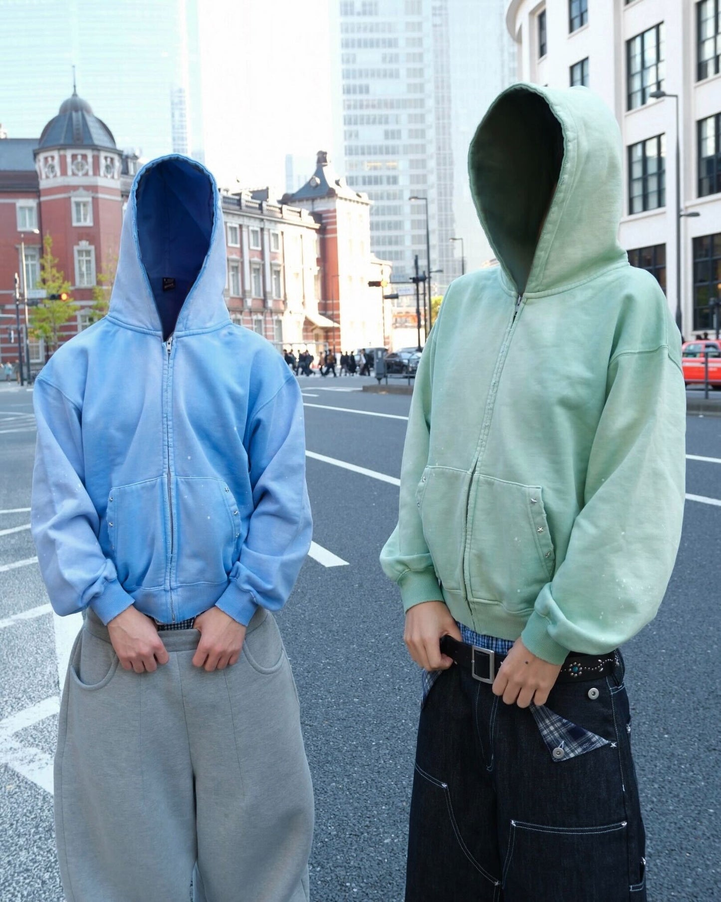 Distressed Pigment Zip Hoodie