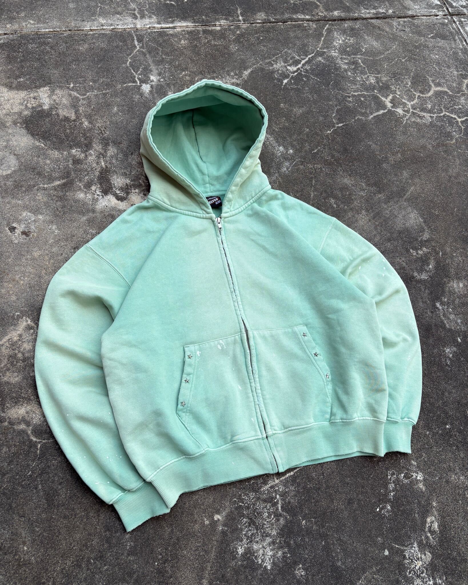 トップス BELVET Distressed Pigment Zip Hoodie Distressed Pigment Zip Hoodie – BELVET