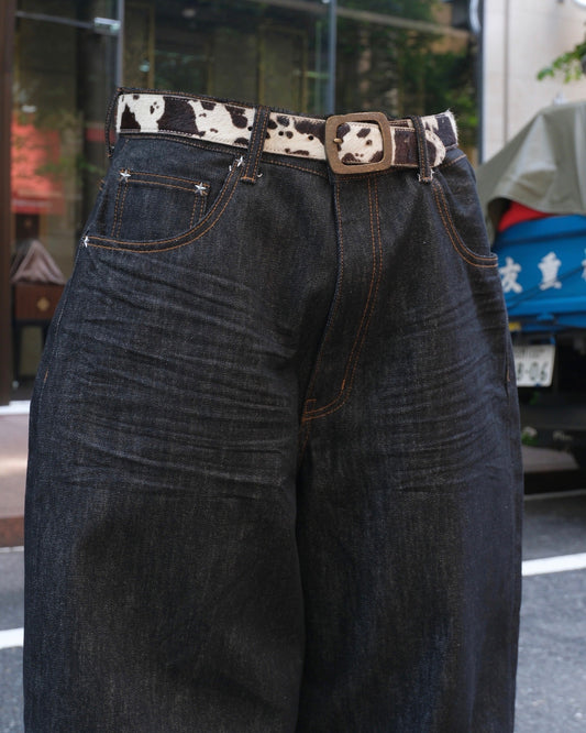 Baggy rigid denim