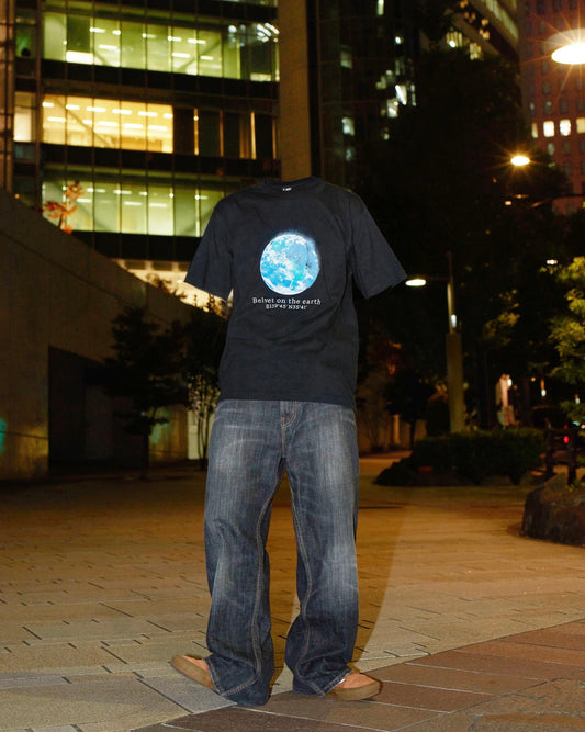 Belvet on the earth tee