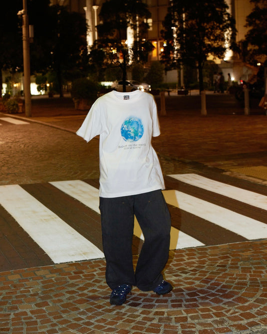 Belvet on the earth tee
