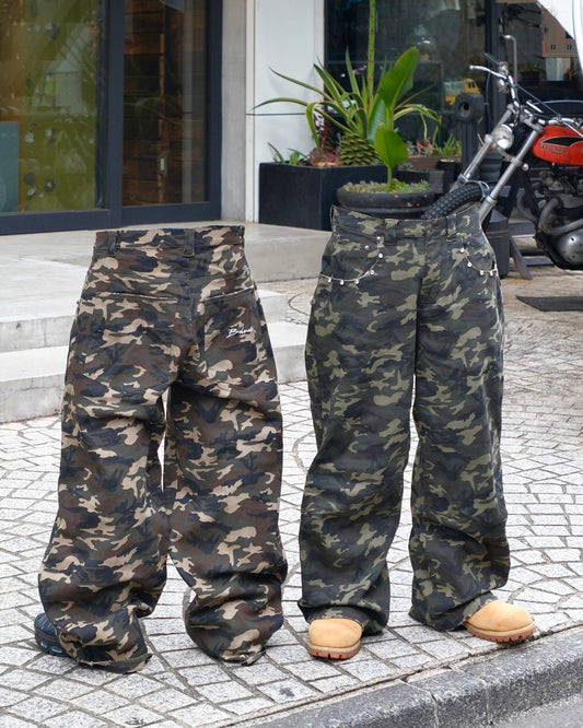 Diamond-like Studded Camouflage Pants