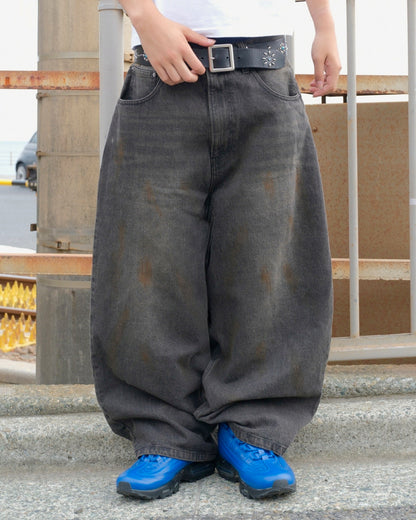 Mud-Washed Baggy Denim