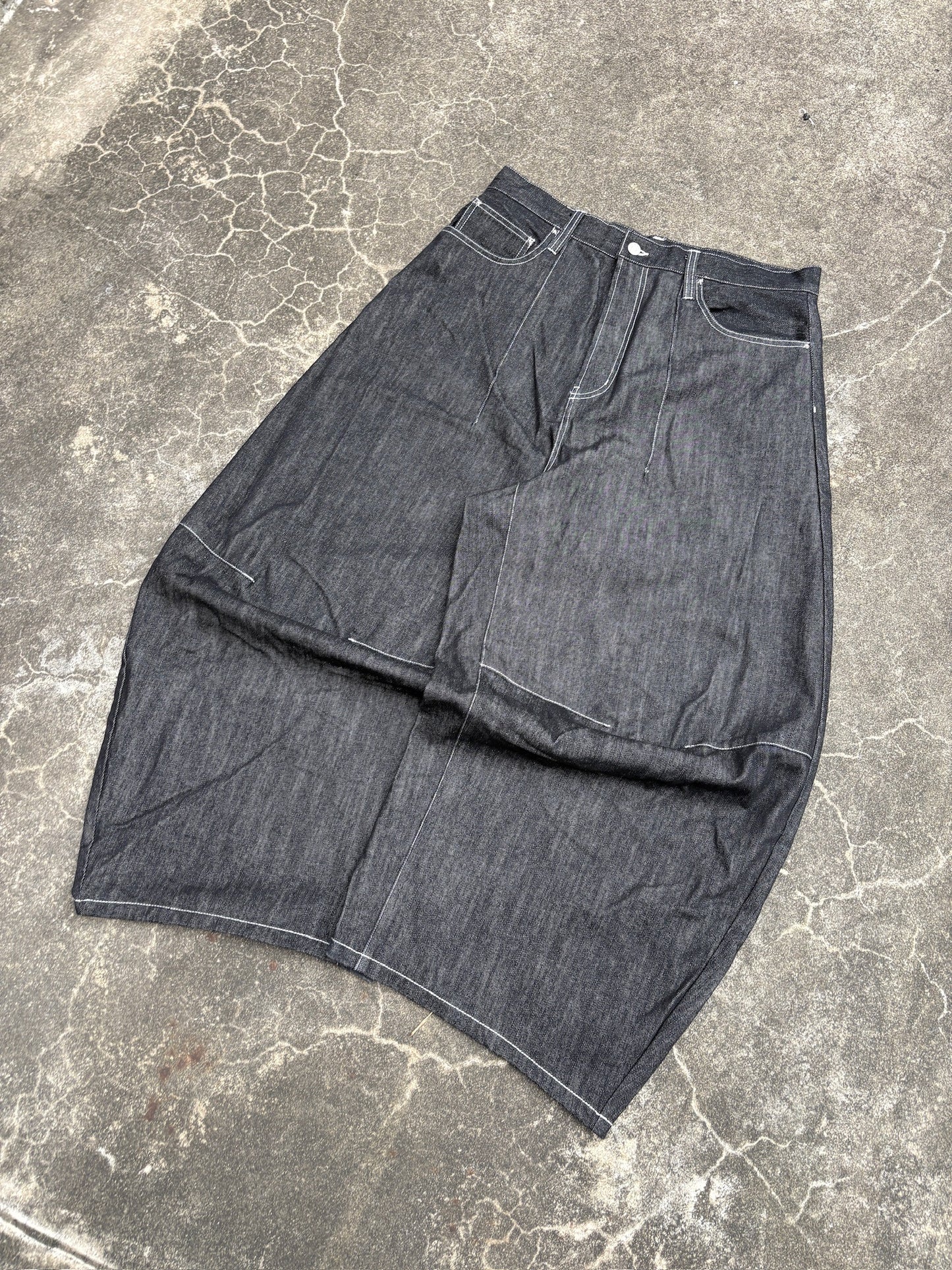 Pleated Wide-Leg Baggy Pants free